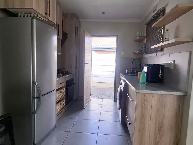 House To Rent in Leopard's Rest Security Estate, Albertsdal, Alberton - Photo 5