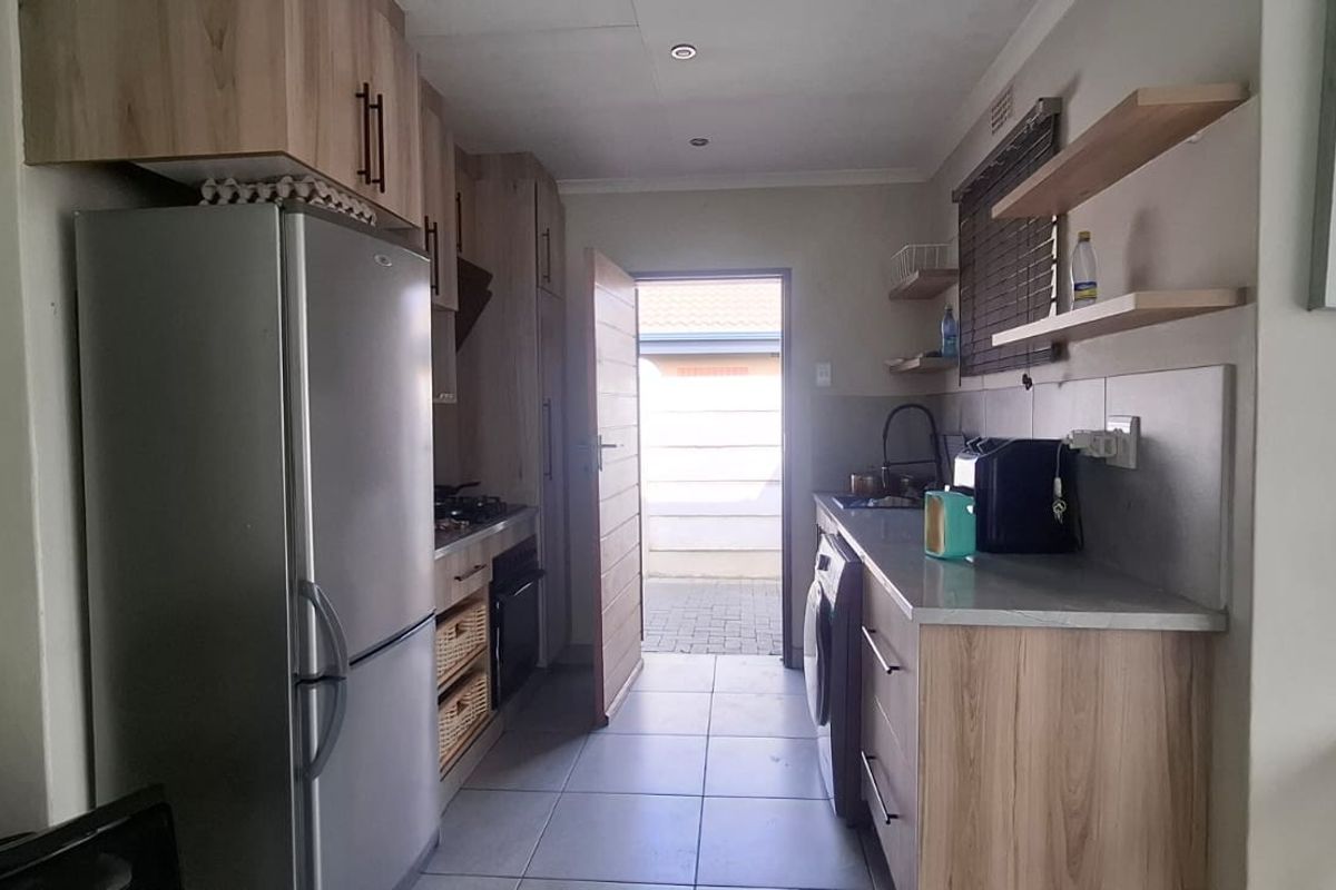 House To Rent in Leopard's Rest Security Estate, Albertsdal, Alberton - Photo 4