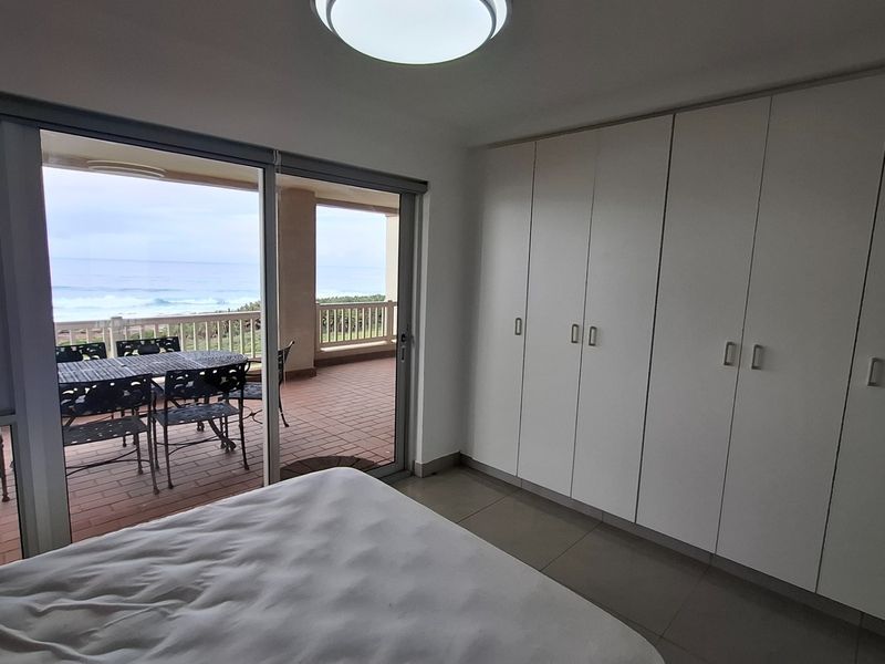 UVONGO STUNNING FULLY FURNISHED BEACHFRONT APARTMENT WITH AMAZING SEAVIEWS FOR SALE , UVONGO BEACH - Photo 10