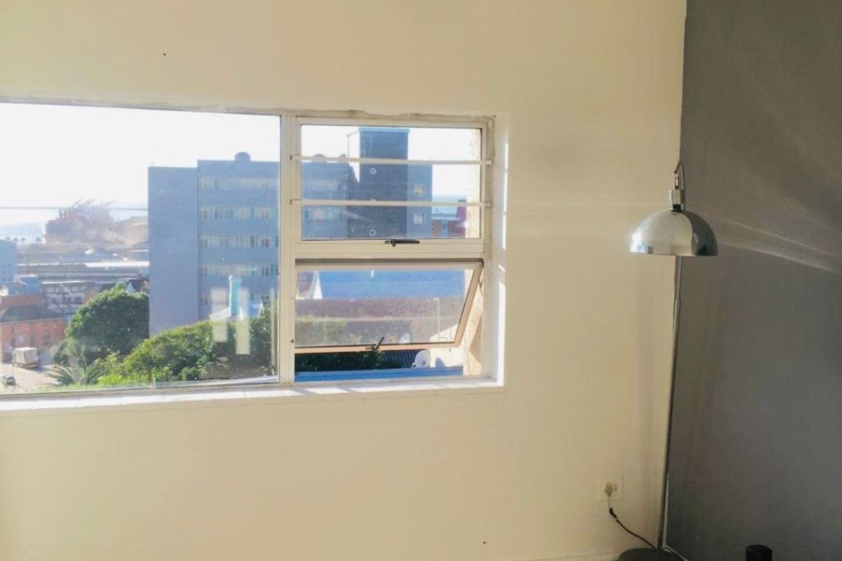 Apartment For Sale in Port Elizabeth Central, Port Elizabeth - Photo 5