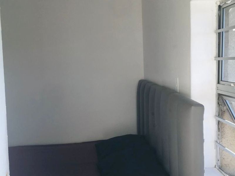 Apartment For Sale in Port Elizabeth Central, Port Elizabeth - Photo 6