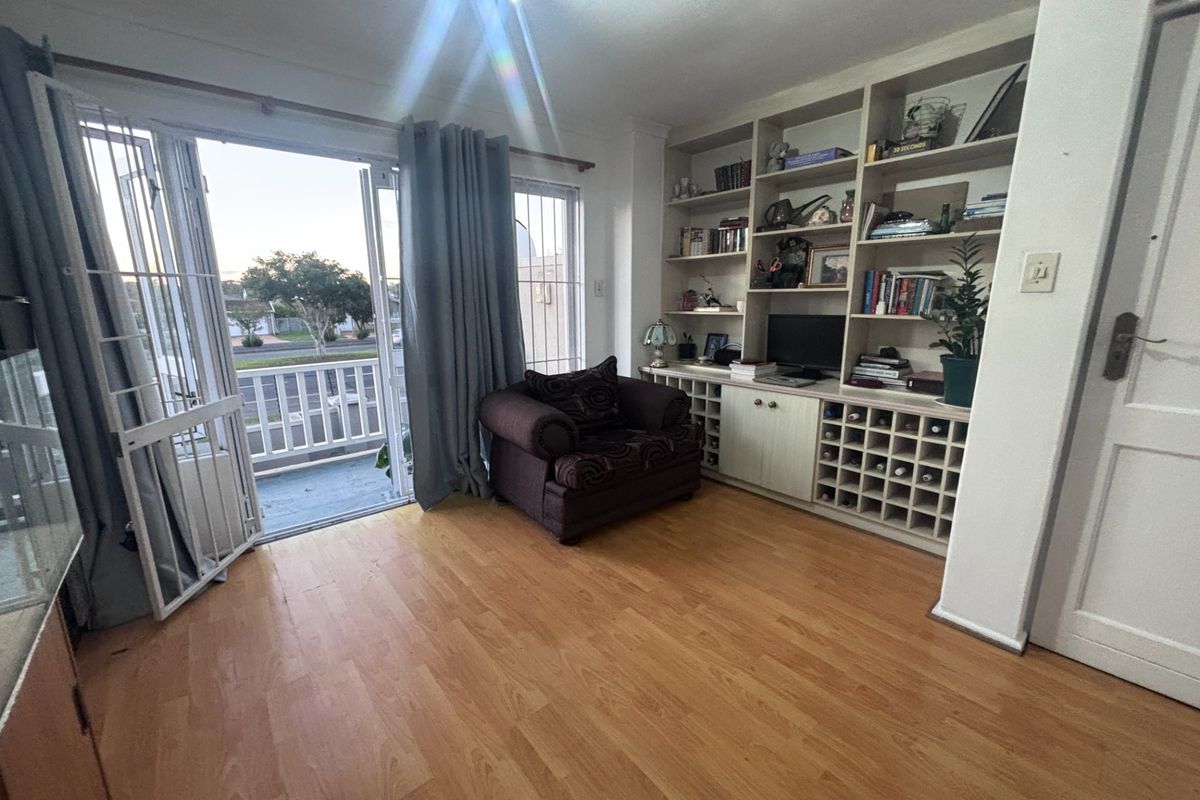 Join the Bergzicht family - great investment! 1 Bedroom apartment on 1st floor! - Photo 3
