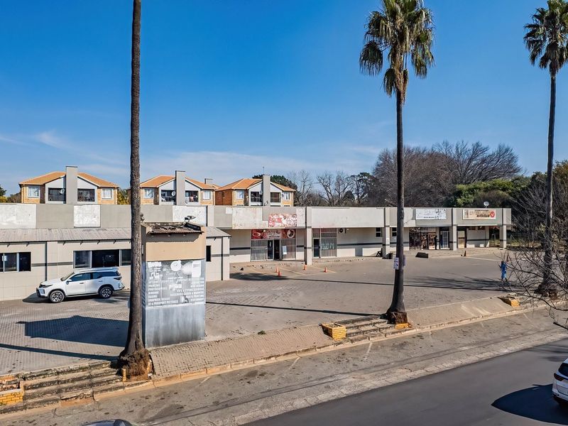 Prime Shopping Centre Investment - Birch Acres, Kempton Park - Photo 4