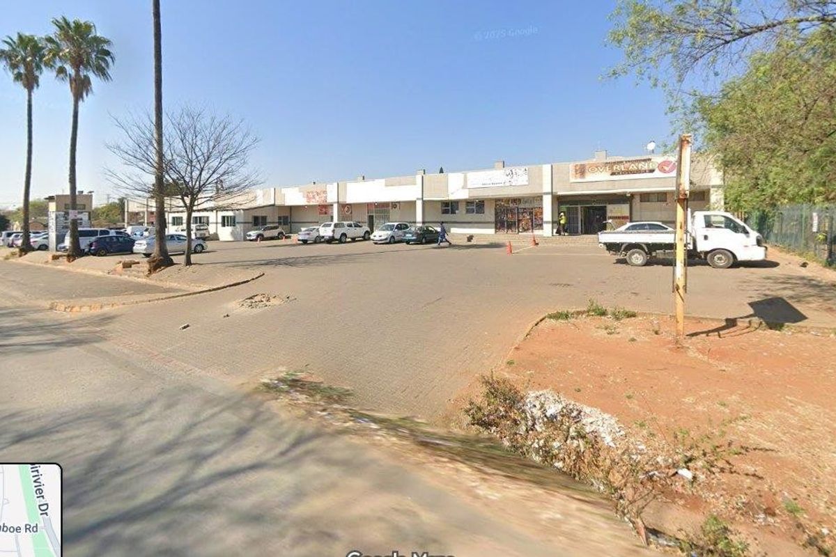 Prime Shopping Centre Investment - Birch Acres, Kempton Park - Photo 4