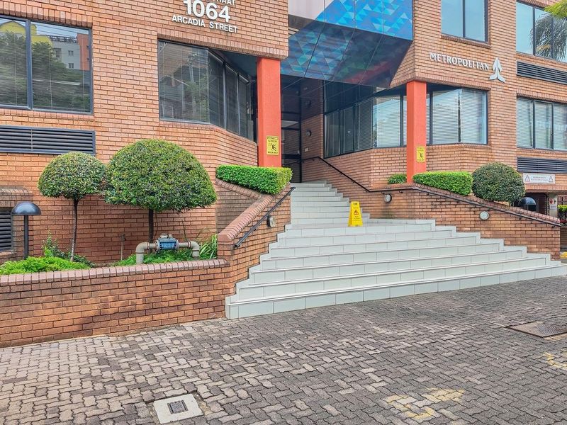 Prime commercial investment opportunity - office block for sale in hatfield - Photo 10