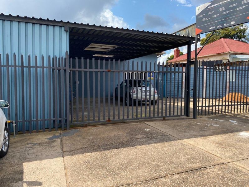 Perfectly situated income generating investment opportunity in silverton - Photo 4