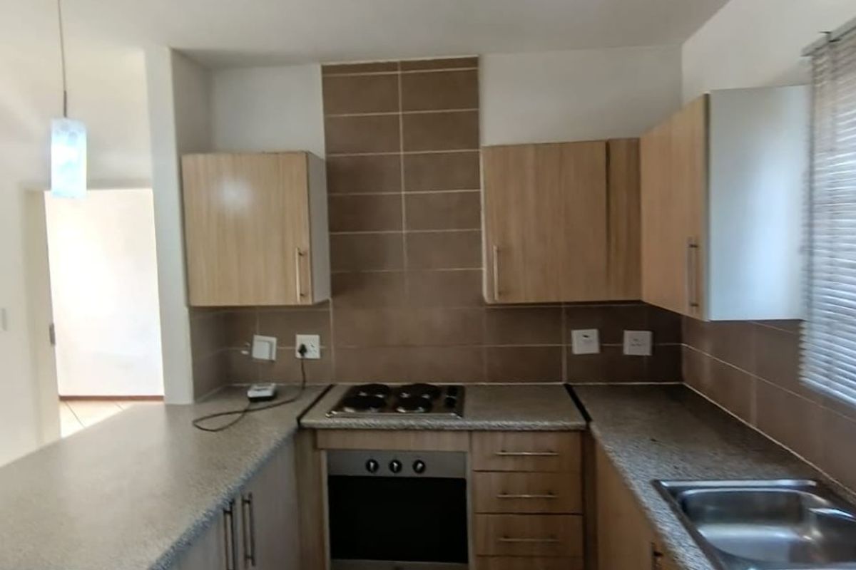Apartment To Rent in Monavoni, Centurion - Photo 5
