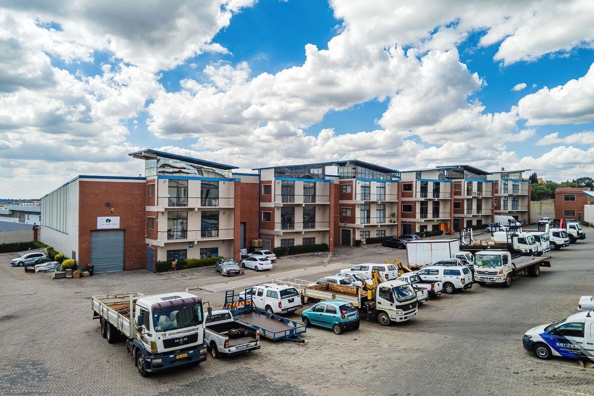 Mini Warehouse Complex for SALE - Midrand, Royal Palm Drive - Photo 2