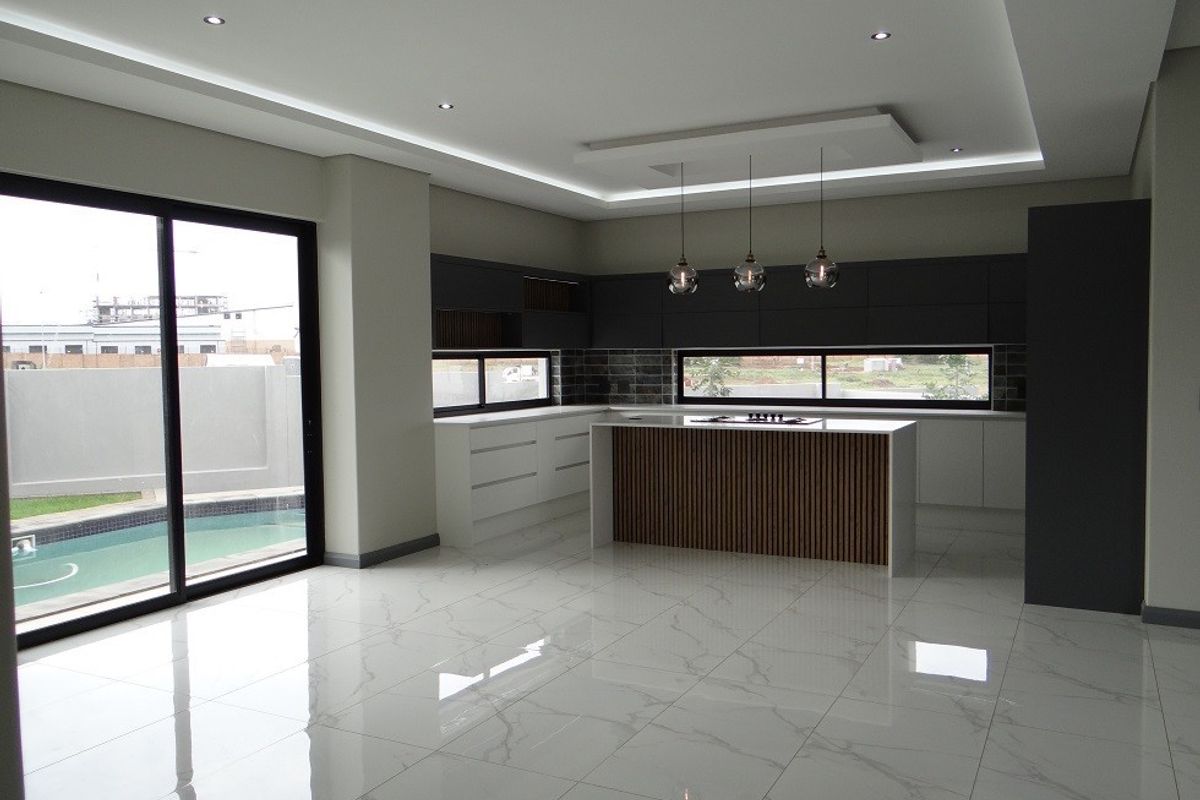 4 Bedroom + Study House For Sale in Fountainbrook Estate, Midstream Estate, Centurion - Photo 3