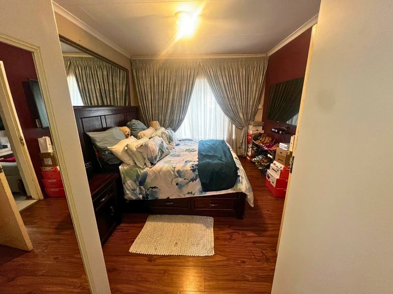 3 Bedroom Townhouse for Sale in Heuwelsig Estate, Centurion - Photo 5