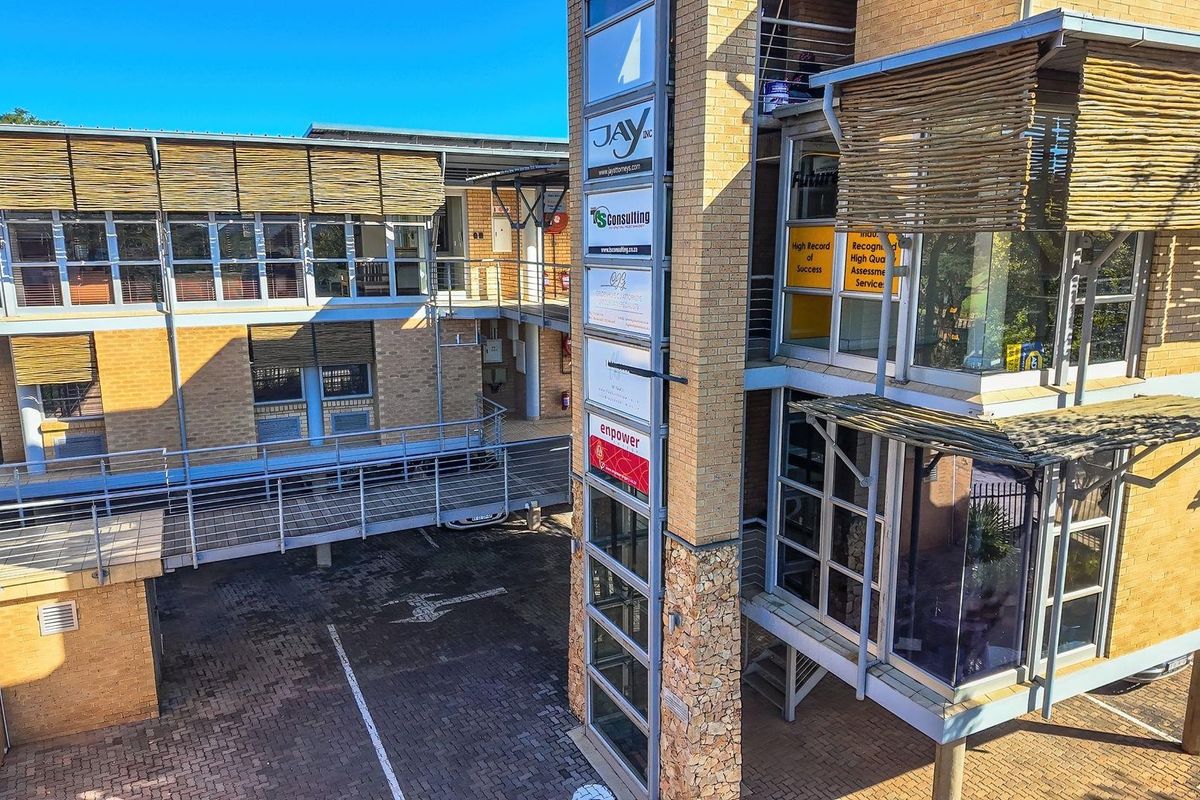 Prime location, tenanted commercial office block in lynnwood glen / menlyn... - Photo 3