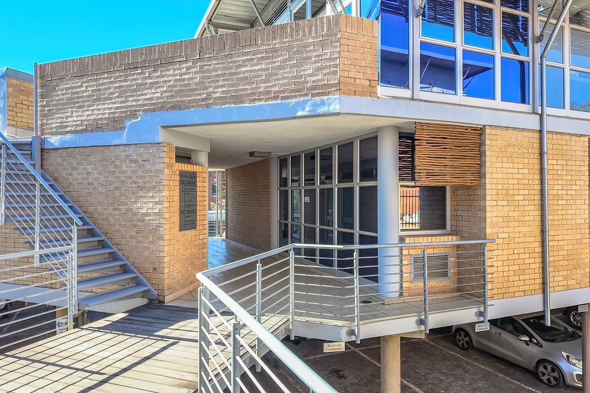 Prime location, tenanted commercial office block in lynnwood glen / menlyn... - Photo 5