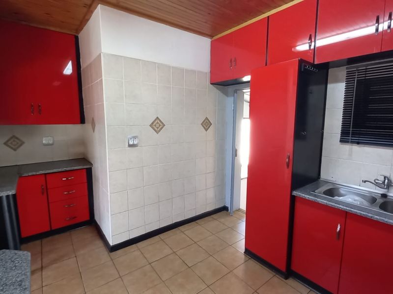 Golden Business Opportunity or Dream Family Haven in McDougal Street, Kimberley - Photo 2