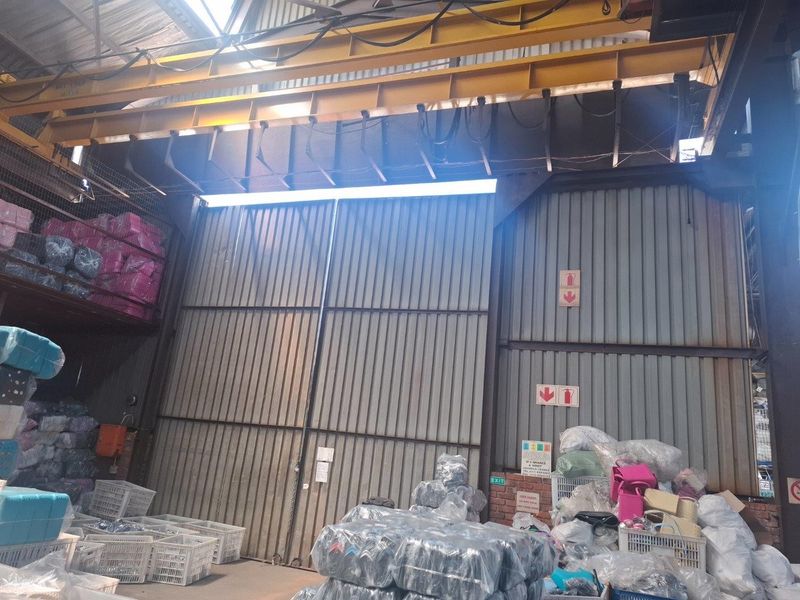 Industrial Factory with Overhead Cranes - TO BUY or TO RENT - Photo 9