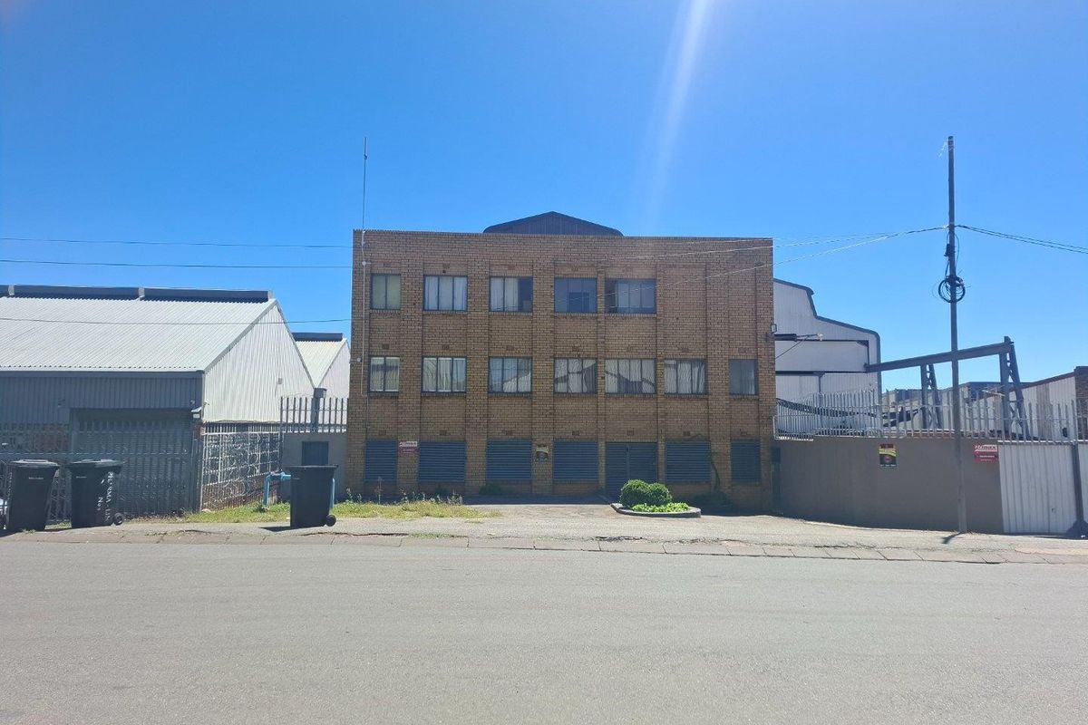 Industrial Factory with Overhead Cranes - TO BUY or TO RENT - Photo 4