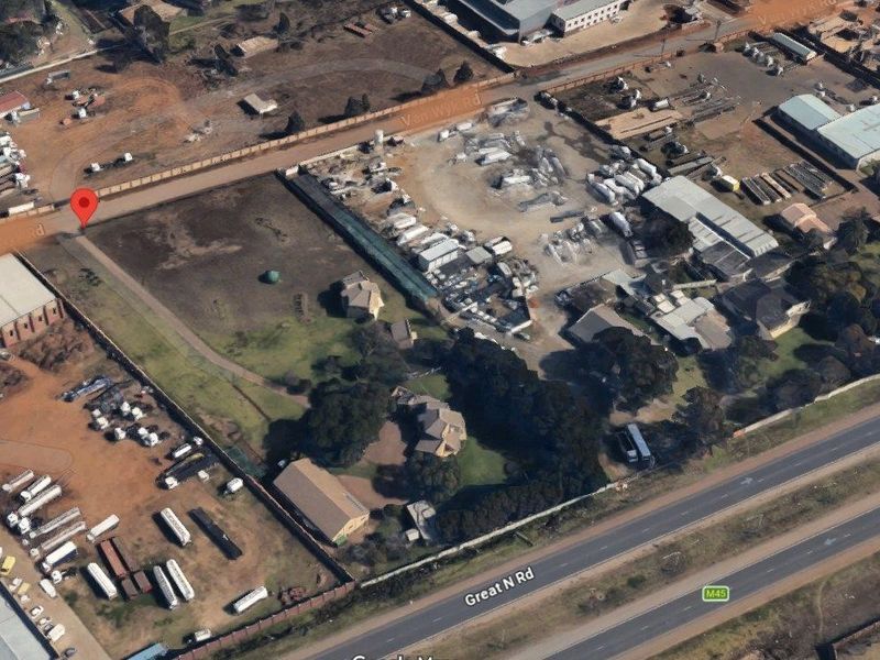 Prime 15 873 sqm development opportunity - great north road frontage, brentwood - Photo 3