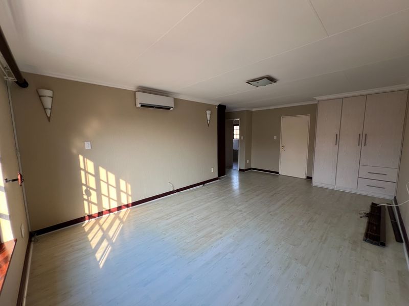 House To Rent in Noordwyk, Midrand - Photo 10
