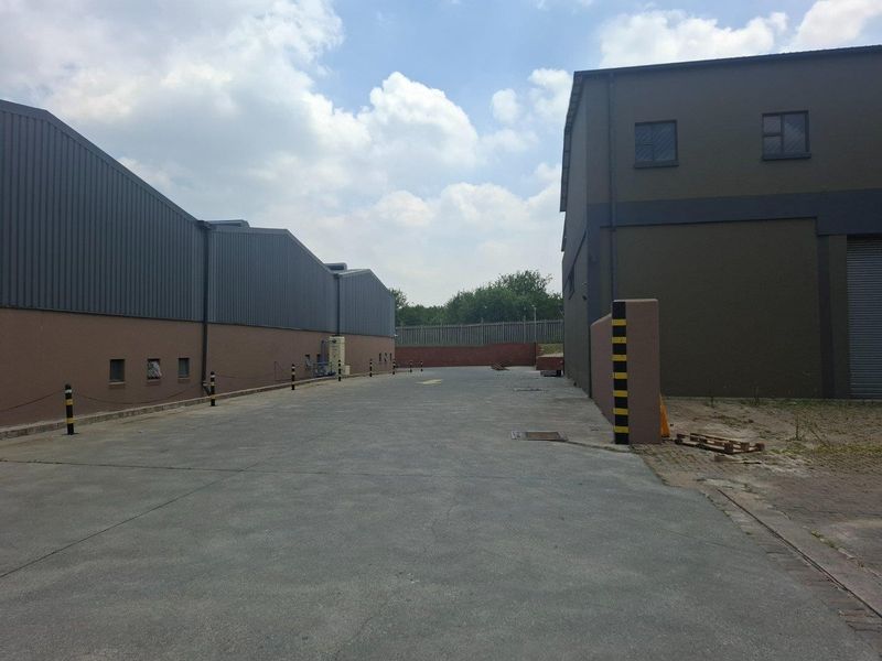 Well-positioned industrial property available in the sought-after Spartan node - Photo 5