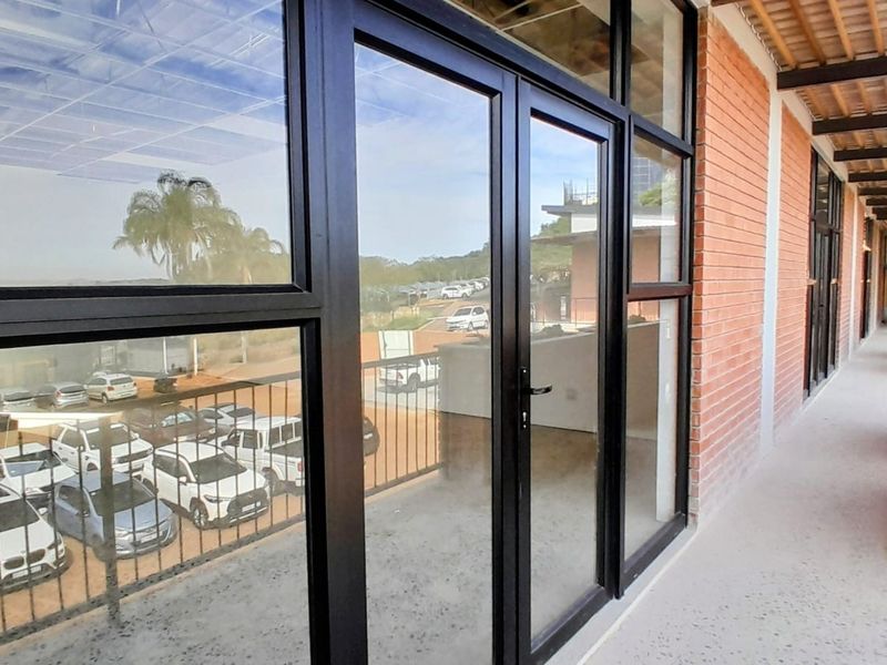 Contemporary Commercial Premises in the Heart of Ballito - Photo 8