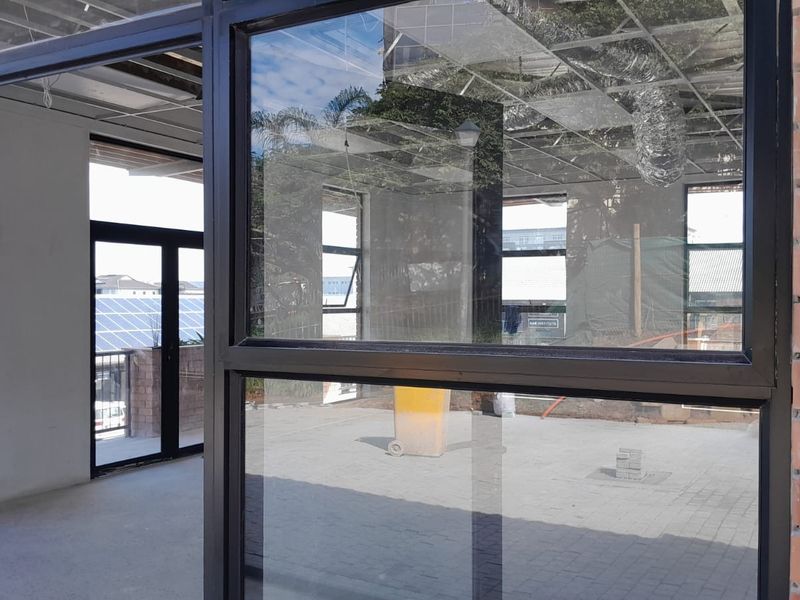 Contemporary Commercial Premises in the Heart of Ballito - Photo 4