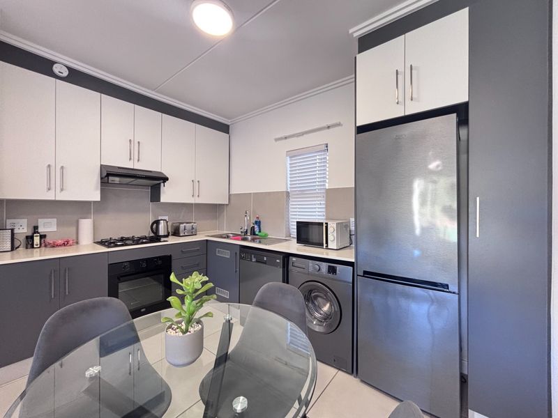 Why Start From Scratch When This Fully Furnished Ballito Village Home Is Already Waiting For You - Photo 4