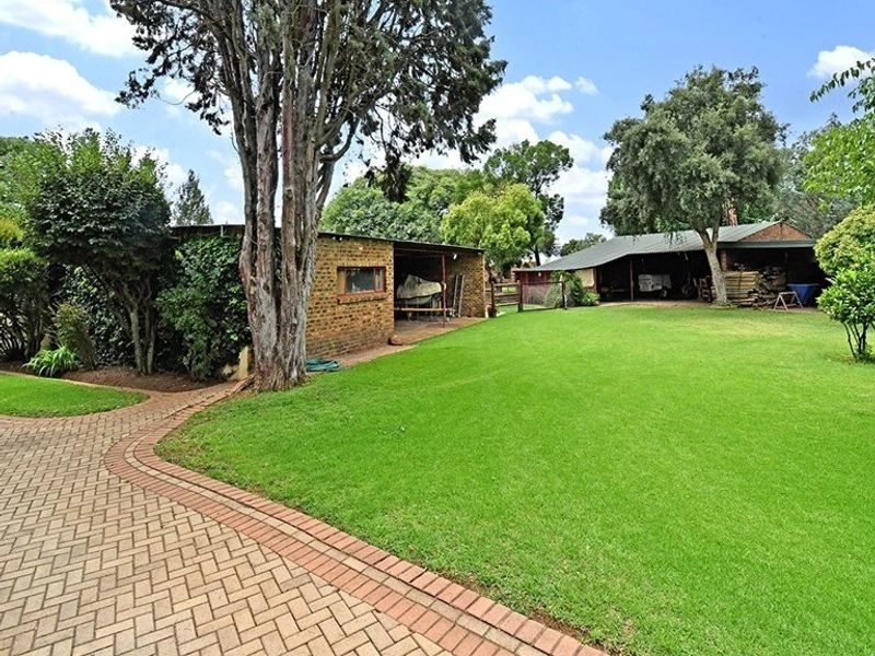 A Rare Country Estate Offering Freedom, Luxury and Limitless Possibility - Photo 5