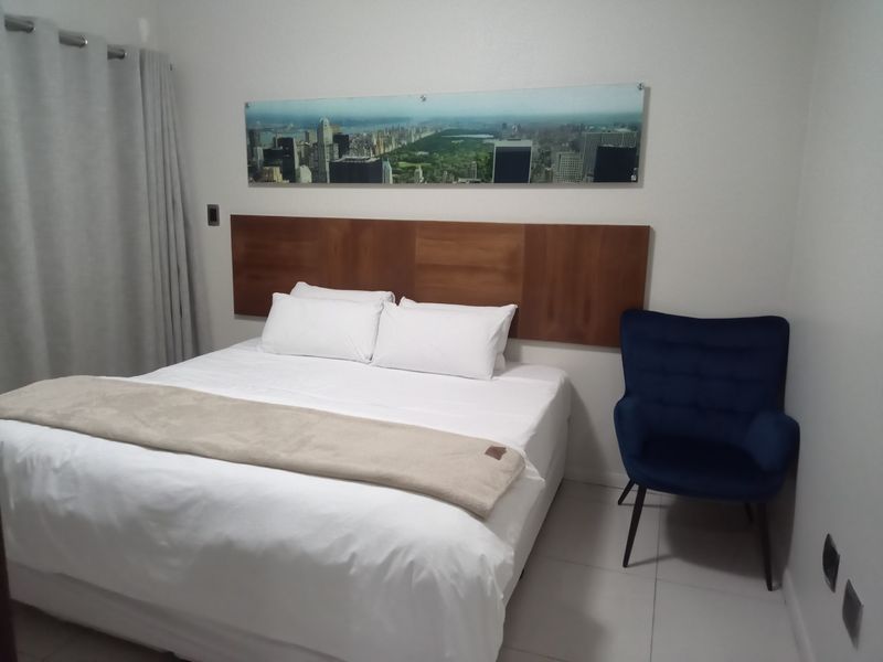 Fully Furnished apartment ready to move in. - Photo 7