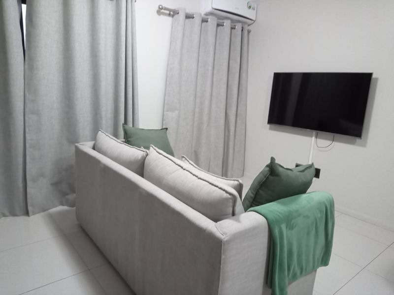Fully Furnished apartment ready to move in. - Photo 5