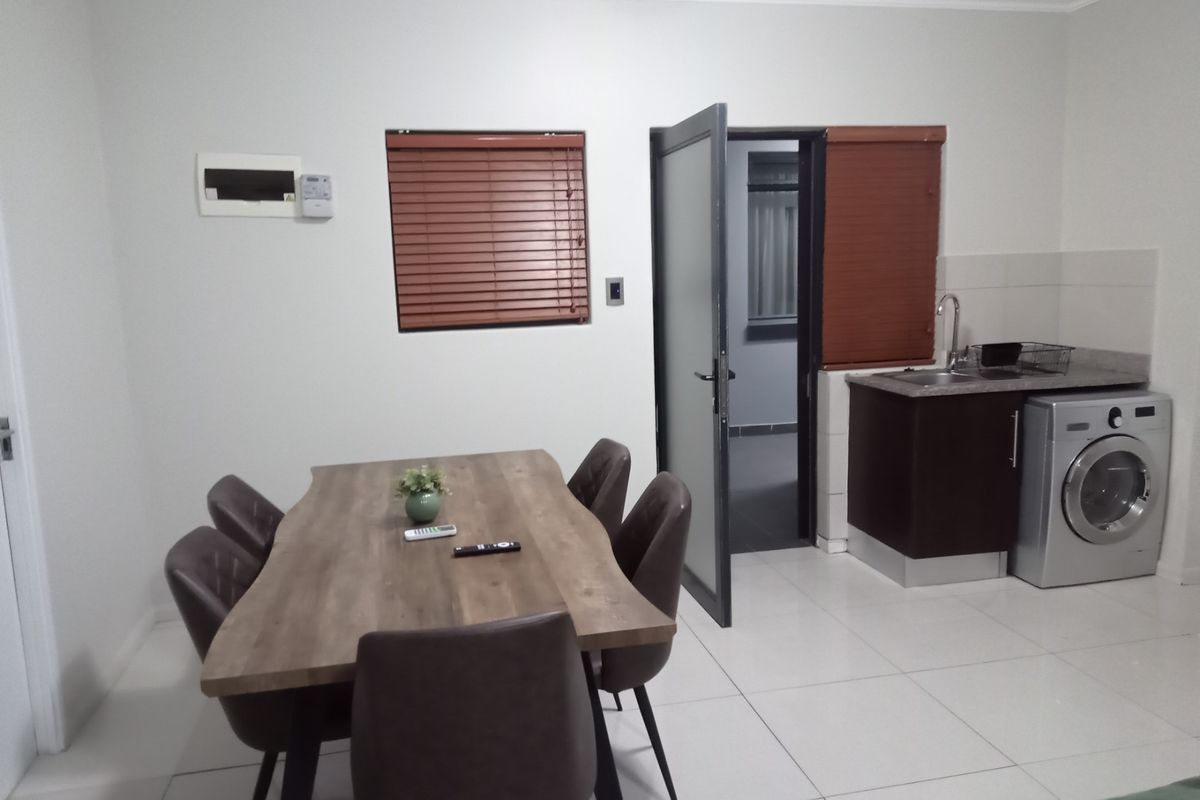 Fully Furnished apartment ready to move in. - Photo 4