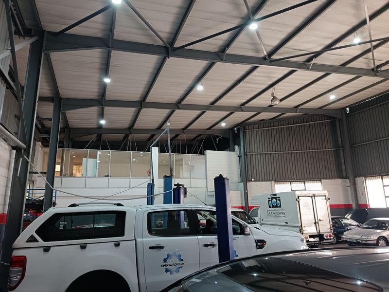 Warehouse For Sale in Briardene, Durban, KwaZulu Natal - Photo 1
