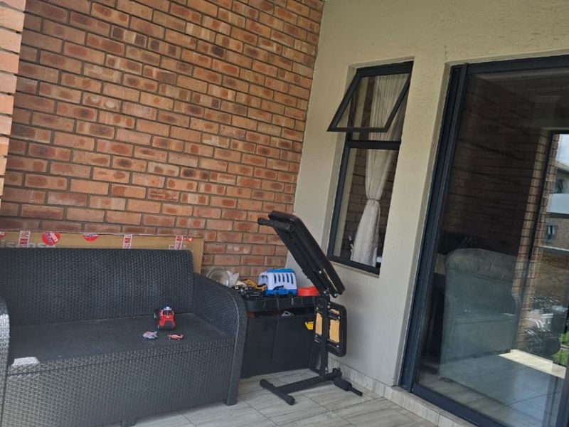Apartment To Rent in Noordwyk , Midrand - Photo 2