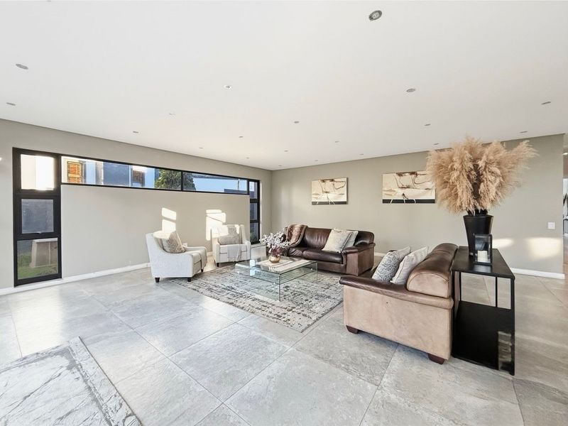 Contemporary Elegance Meets Exceptional Family Living in Cedar Creek Estate - Photo 7