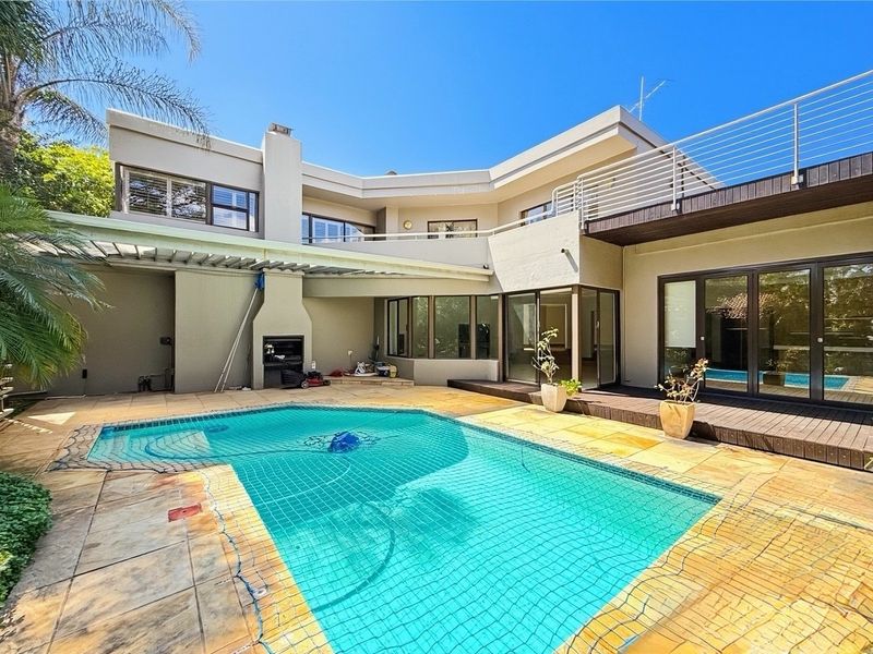Refined Modern Living with Elegant Entertaining Spaces - Photo 2