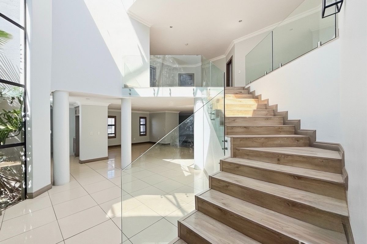 Refined Modern Living with Elegant Entertaining Spaces - Photo 3