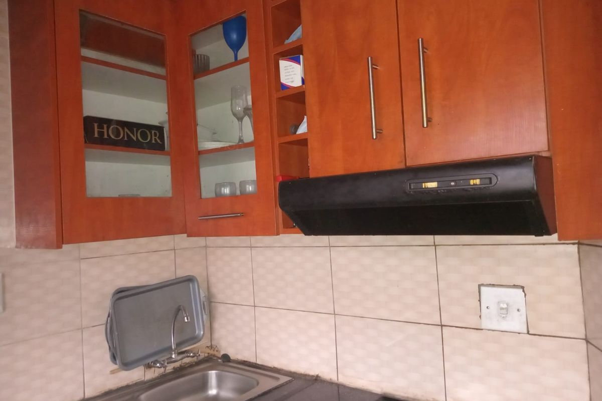 House To Rent in Protea Glen, Soweto - Photo 2