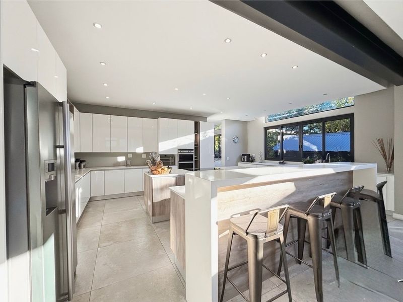 Refined Contemporary Elegance with Exceptional Family Appeal in Cedar Creek Estate - Photo 3