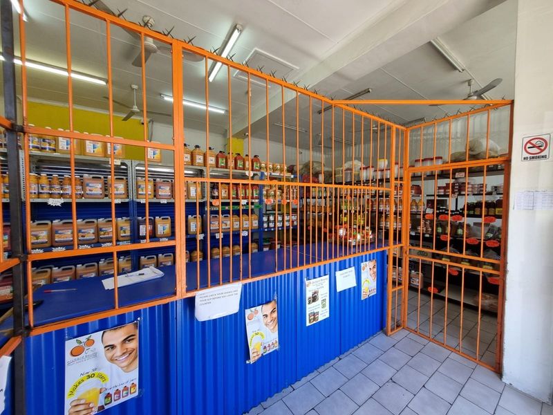 Exceptional Multi-Tenant Building on very busy road in the Nelspruit's city centre - Photo 8
