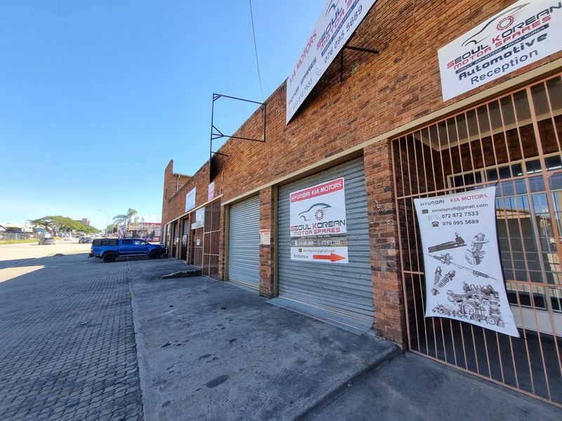 High-Exposure Multi-Tenant Industrial Property with Strong Rental Returns - Photo 5