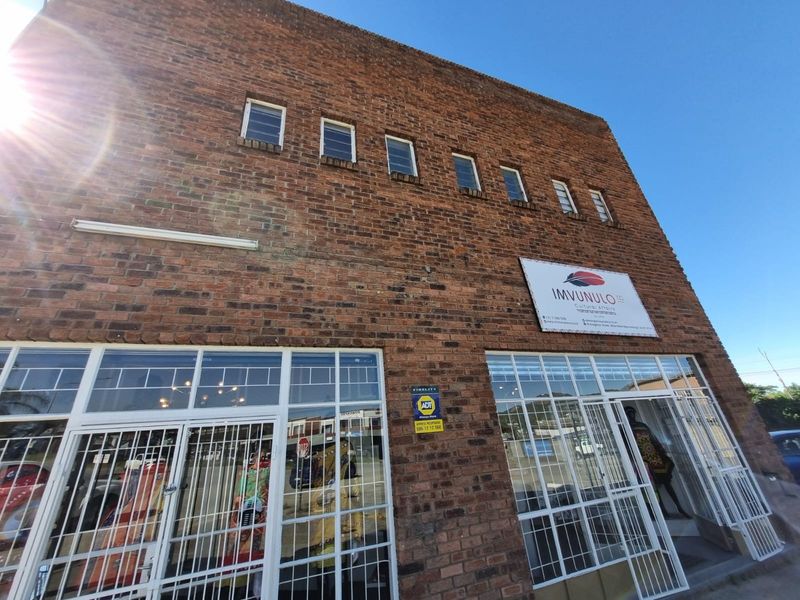 High-Exposure Multi-Tenant Industrial Property with Strong Rental Returns - Photo 3