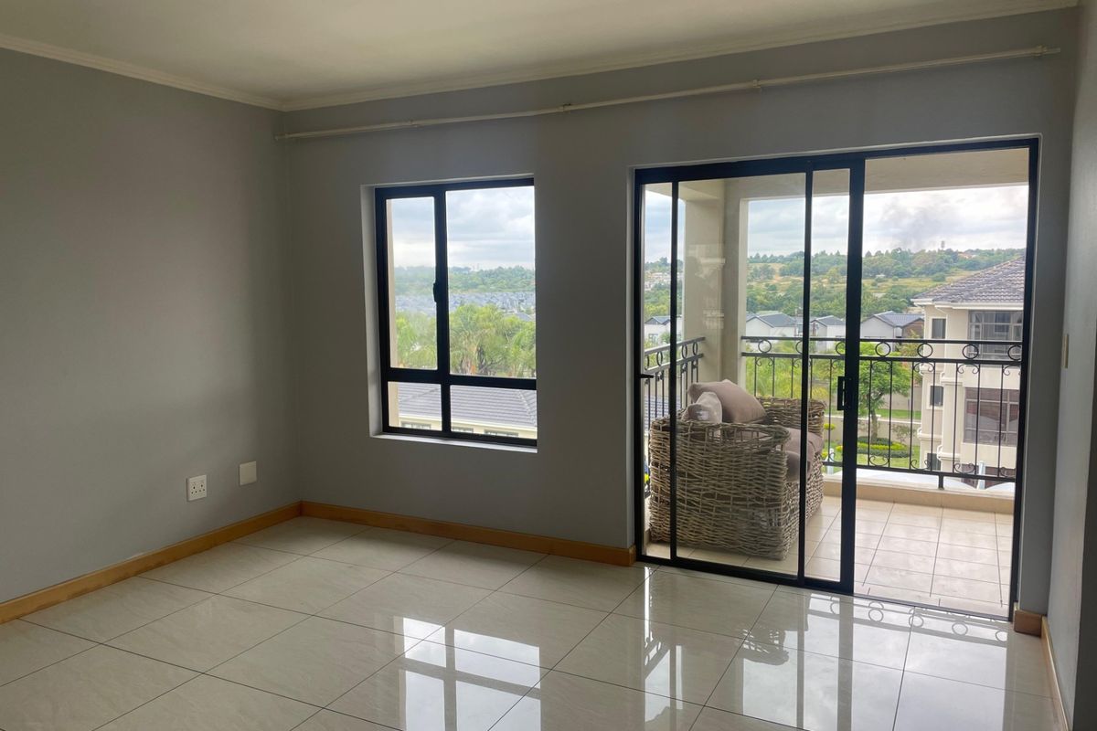 Apartment To Rent in Carlswald, Midrand - Photo 3