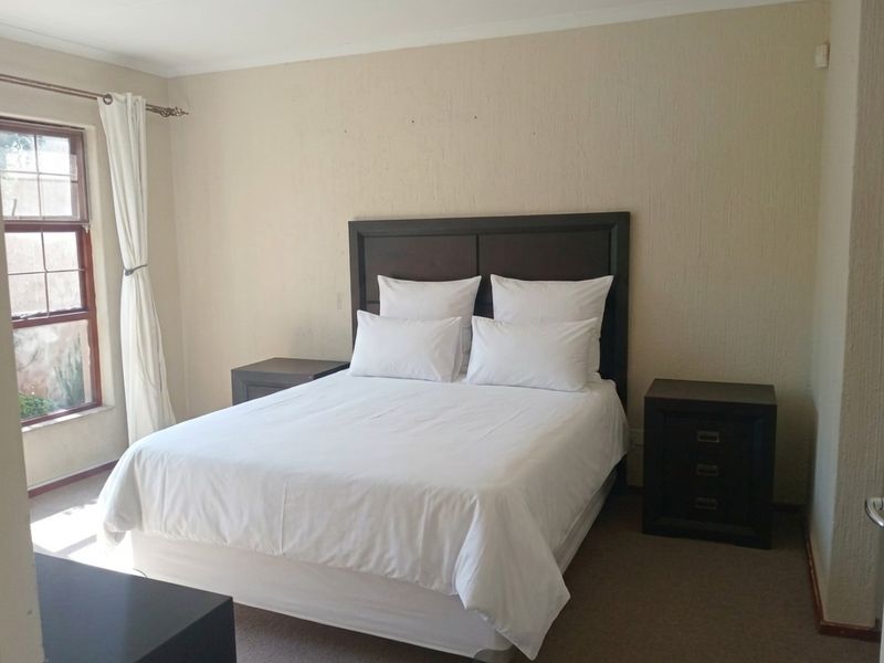 House To Rent in Bergbron, Roodepoort - Photo 9