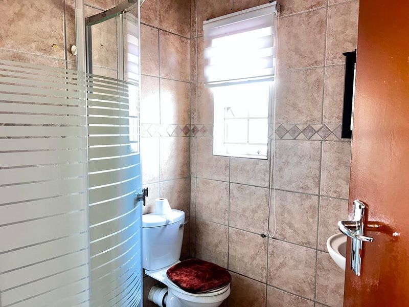 House To Rent in Noordwyk, Midrand - Photo 10