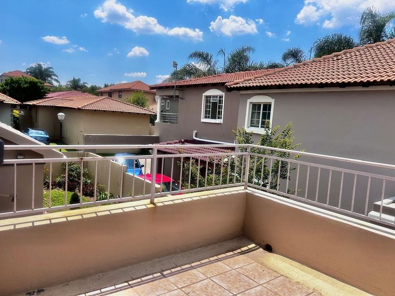 House To Rent in Noordwyk, Midrand - Photo 2