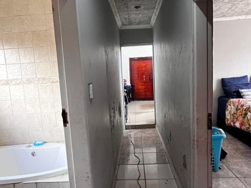 House For Sale in CE 3, Vanderbijlpark CE - Photo 6