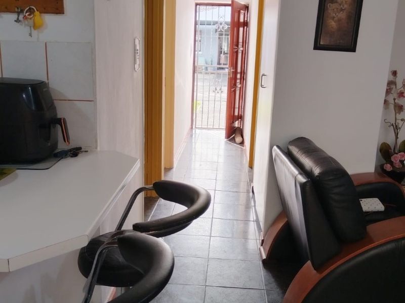 House For Sale in Parow Valley, Parow - Photo 9