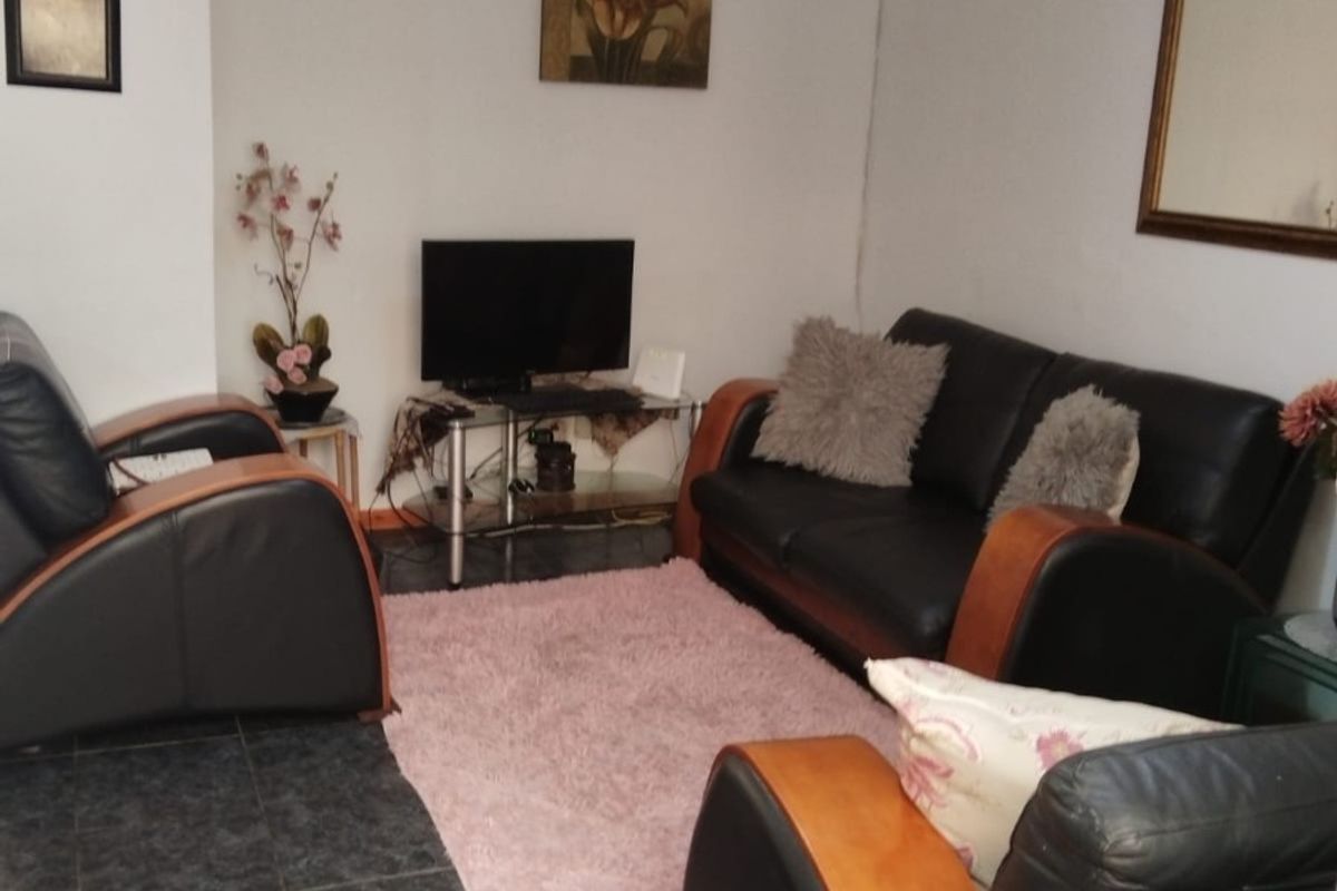 House For Sale in Parow Valley, Parow - Photo 5