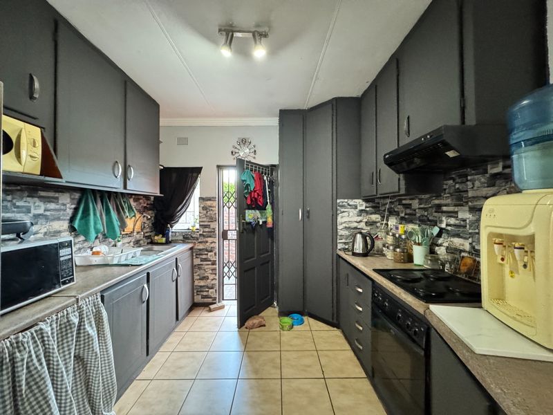 Your Low-Maintenance Dream Home Awaits in Beaconsfield, Kimberley - Photo 5