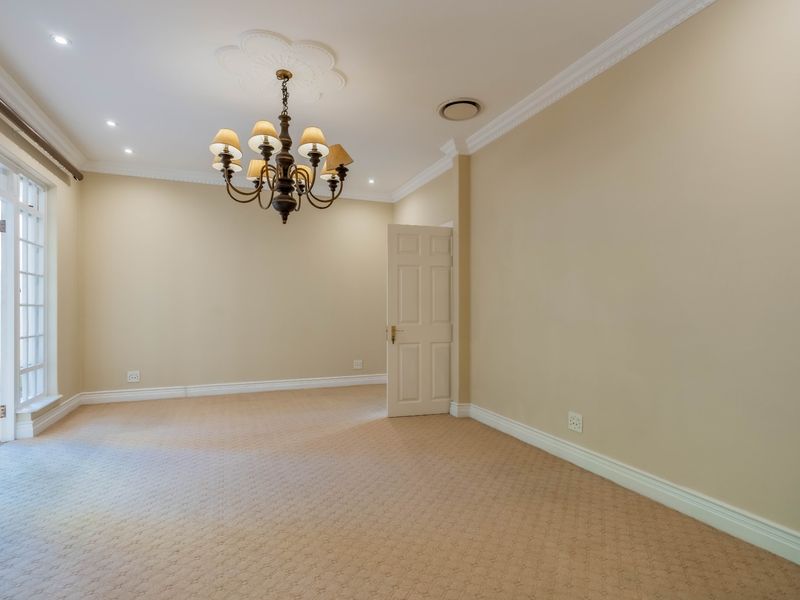 Relaxed Blue Zone Living with Space, and Style in Meadow Lane - Photo 10