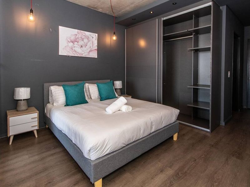 Investment Apartment For Sale in Woodstock, Cape Town - Photo 9