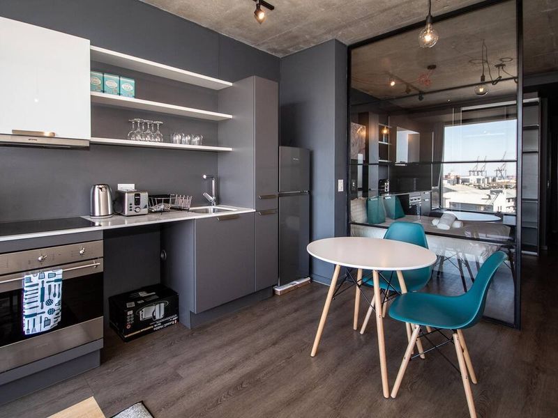 Investment Apartment For Sale in Woodstock, Cape Town - Photo 6